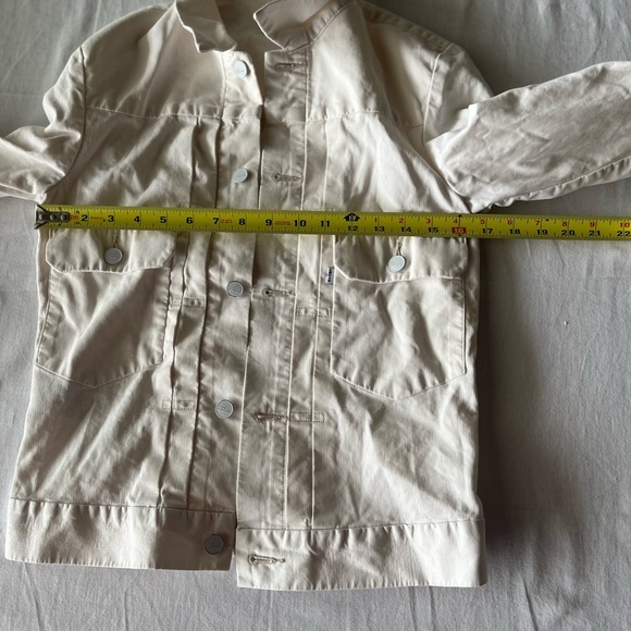 Levi's Cream Jean Jacket Classic Denim Style - Picture 5 of 8
